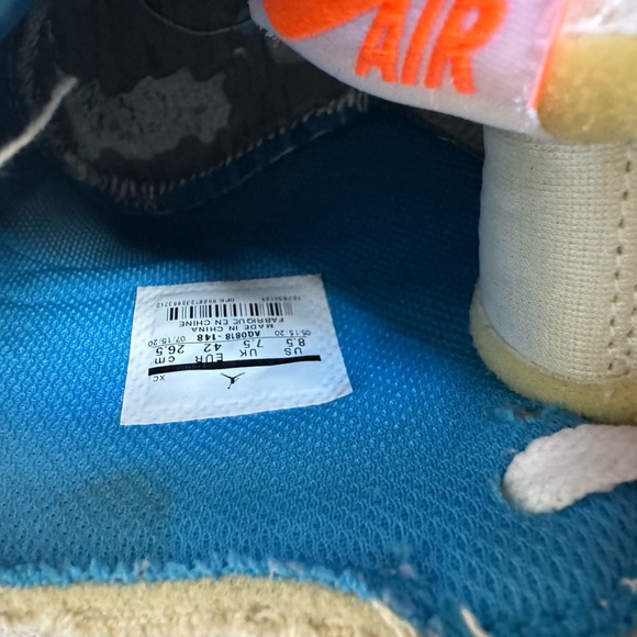 Nike Kids Sneakers in Blue and White with Orange Accents - Picture 10 of 11